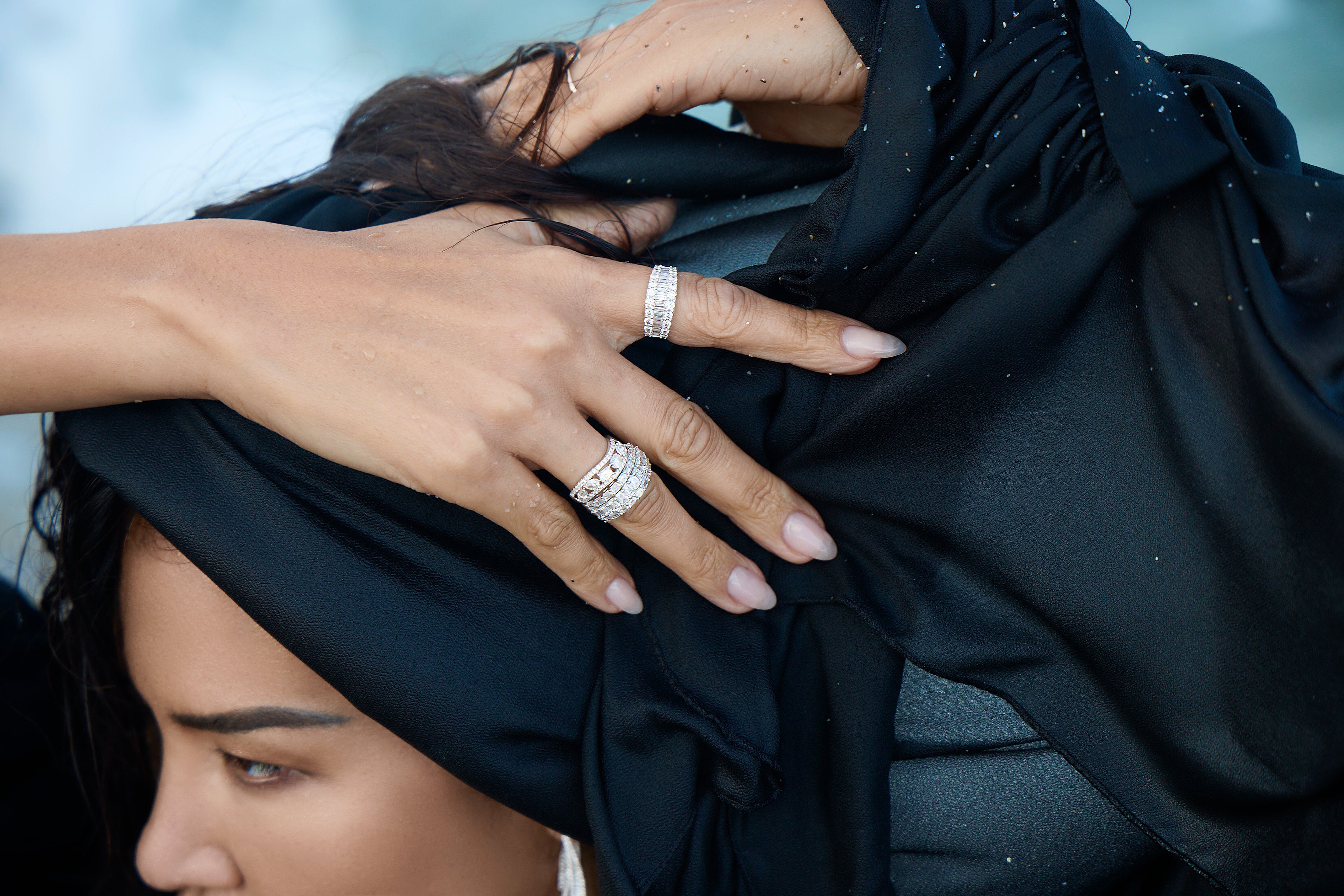 14K WHITE DIAMOND RING