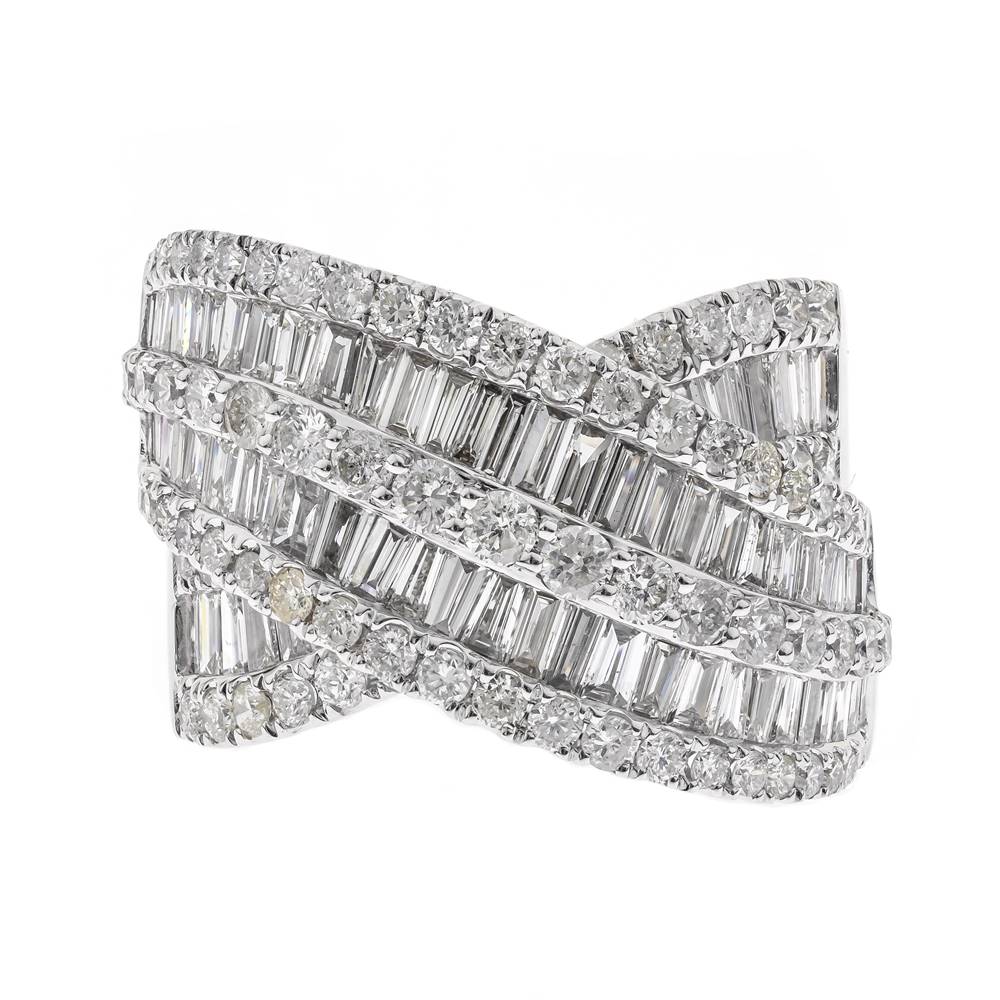 14K WHITE DIAMOND RING