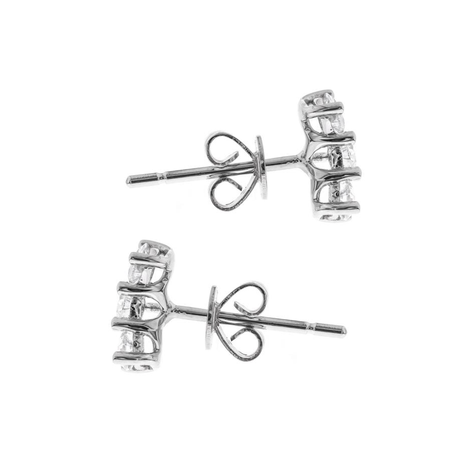 18K WHITE DIAMOND EARRING