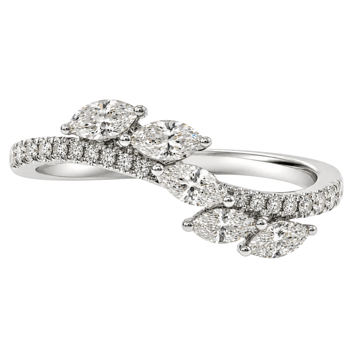 MONUMENT - WHITE GOLD DIAMOND RING