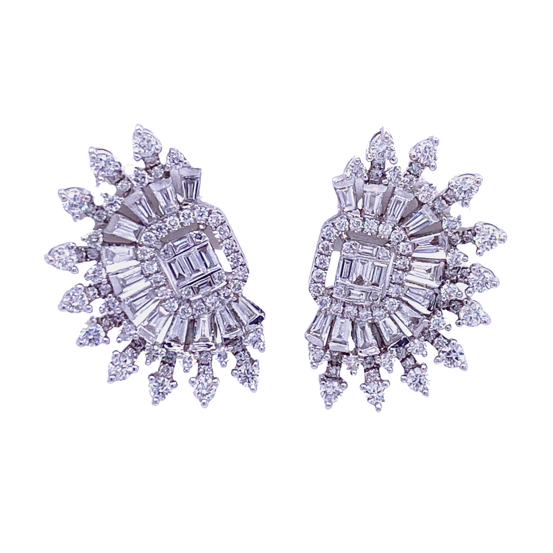18K WHITE DIAMOND EARRING