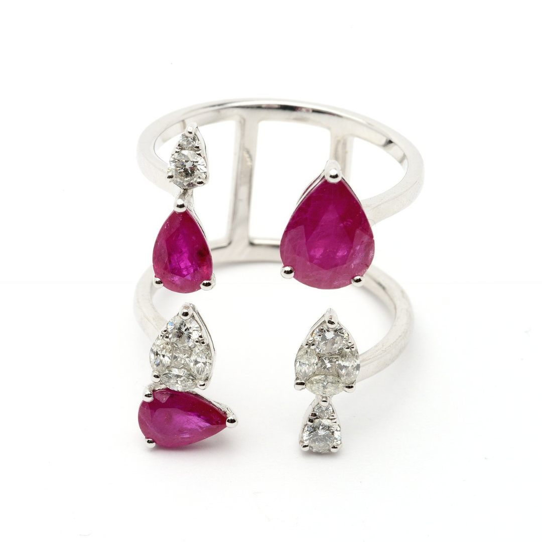 18K WHITE RUBY RING - RUBESSENCE