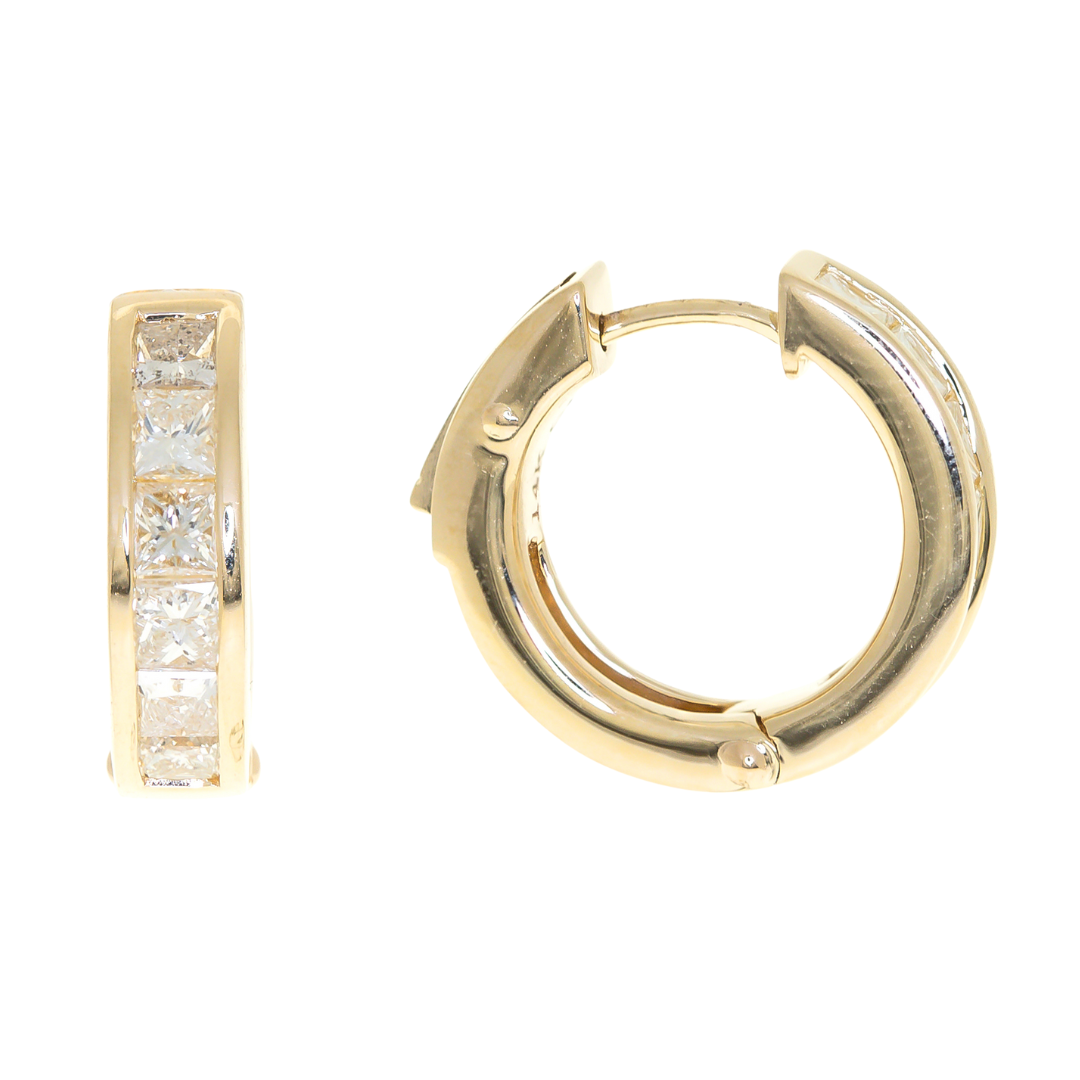 DORÉA - YELLOW GOLD DIAMOND EARRING