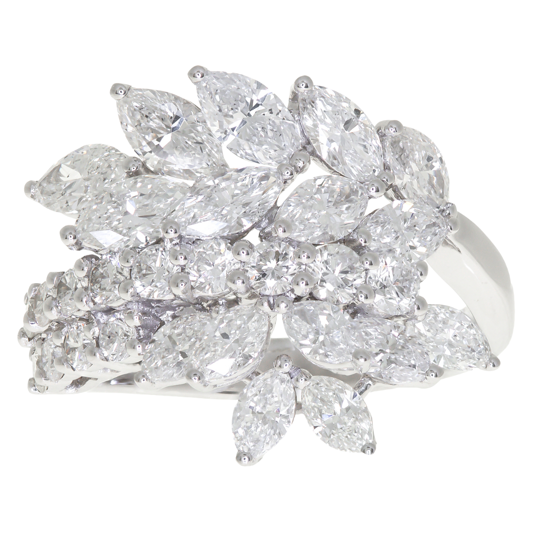 MARQUISE - WHITE GOLD DIAMOND RING