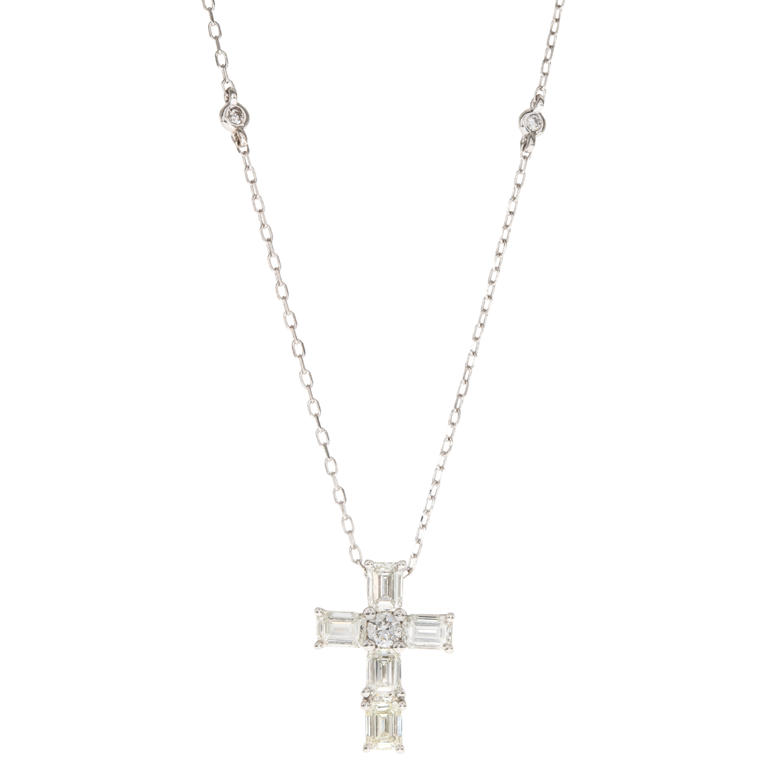 AVERIS - WHITE GOLD DIAMOND NECKLACE