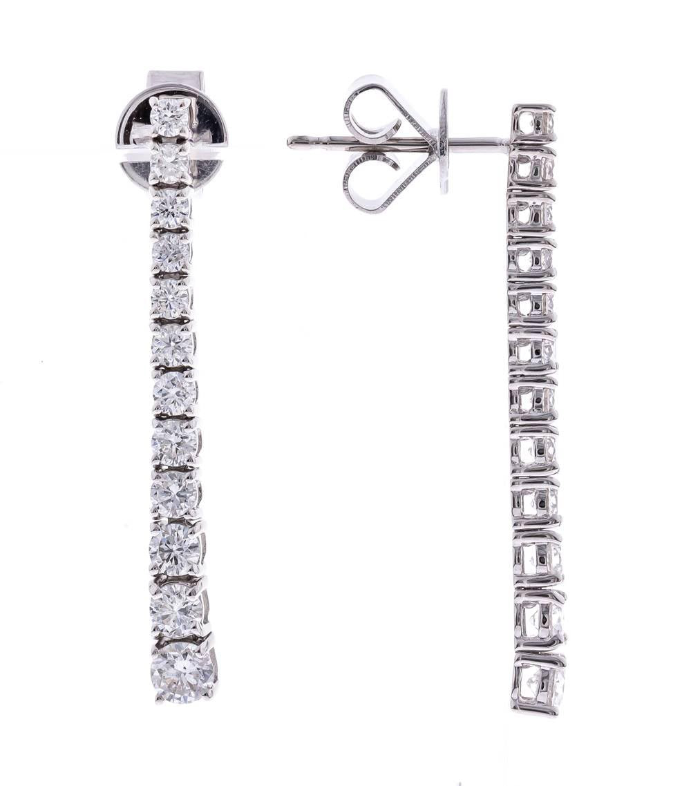 18K WHITE DIAMOND EARRING