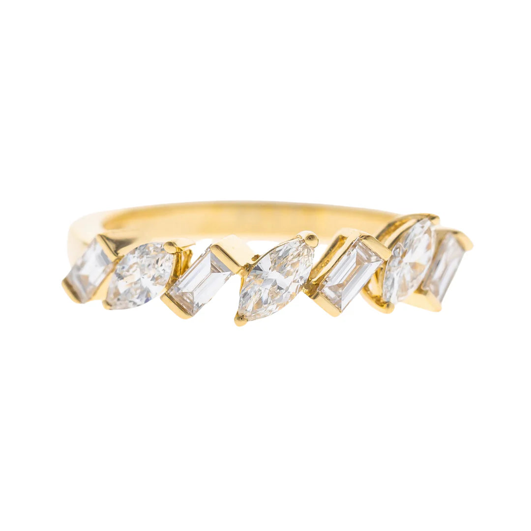 18K YELLOW GOLD DIAMOND RING - SVELTE