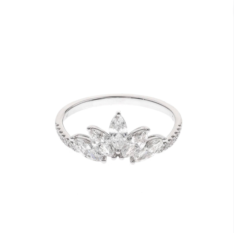 14K WHITE DIAMOND RING